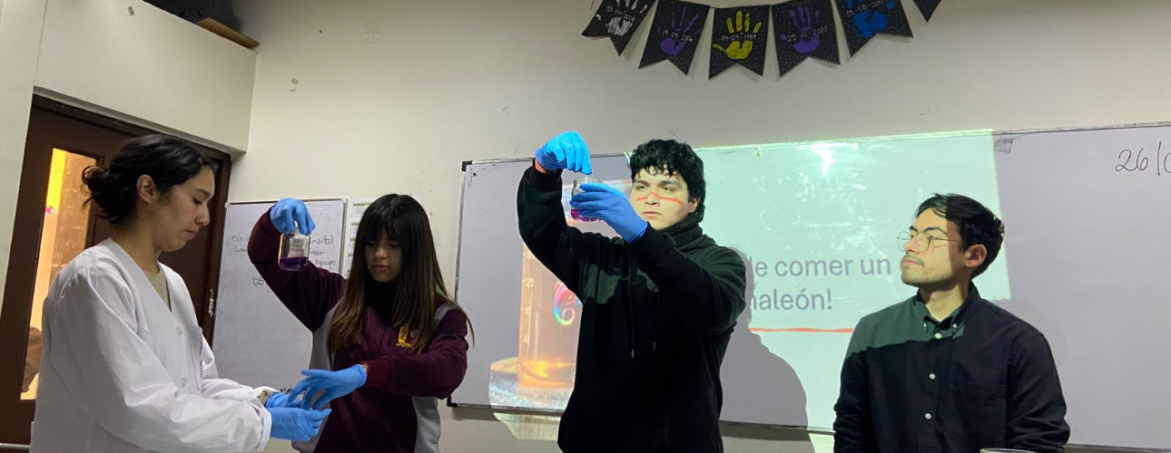 Académicos y estudiantes visitaron el liceo técnico profesional en Gastronomía Francisco Javier Krugger