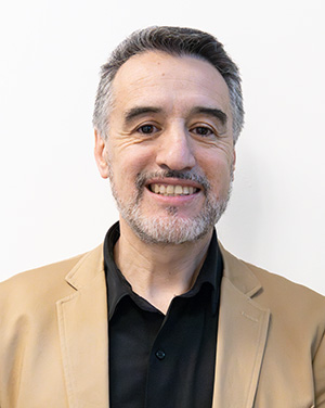 Luis Quiñones